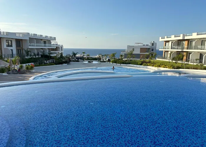 Caesar Cliff Onyx 12 * Agios Chariton (Northern Cyprus)